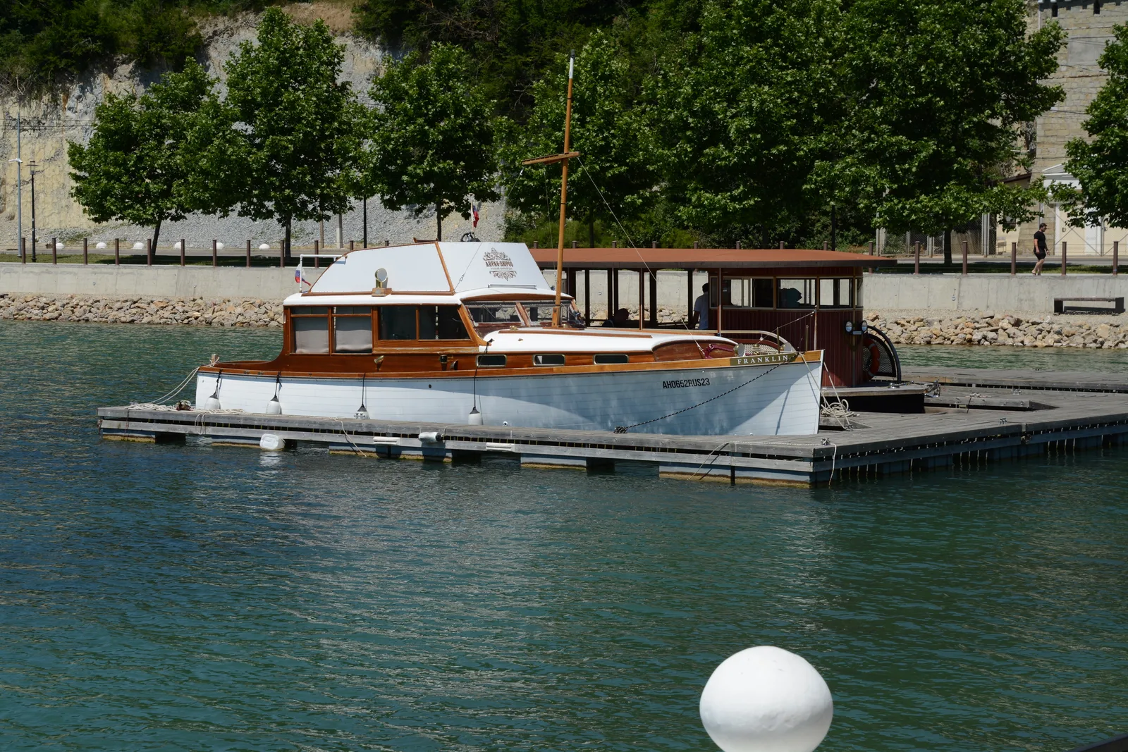 ADS_4454